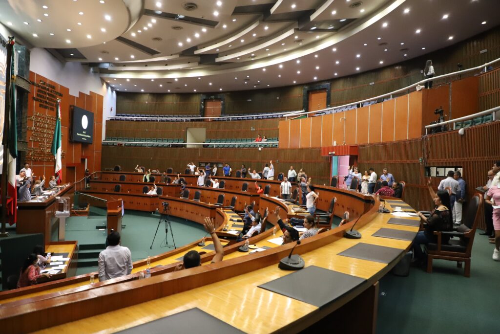 Crea el Congreso comisión especial de seguimiento de las acciones y programas con motivo del desastre