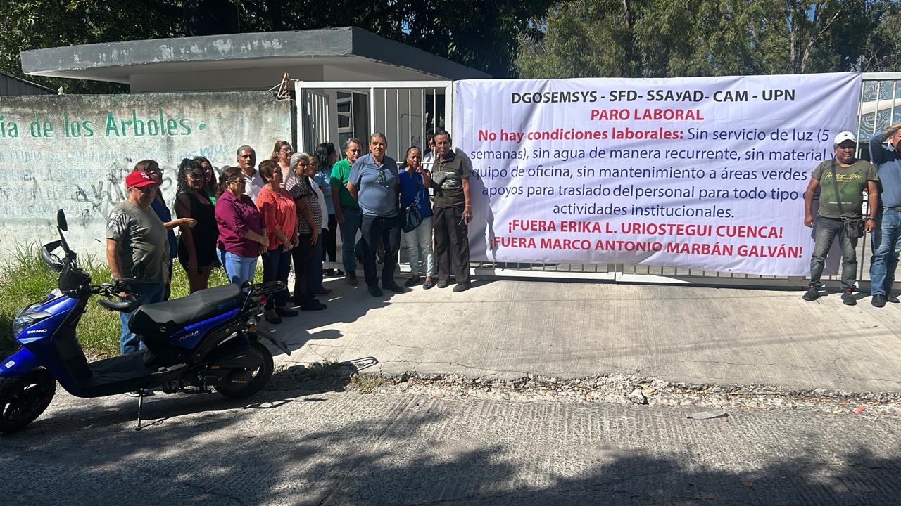 En Chilpancingo… Paran labores en dependencia de la SEG,por falta de agua y energía eléctrica