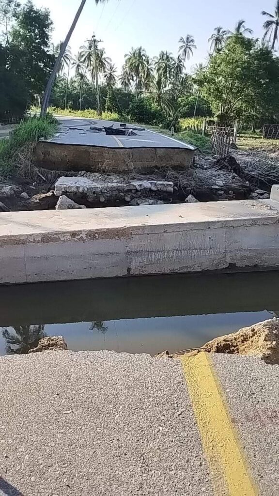 Solicitan reparación de carretera a la playa Michigan