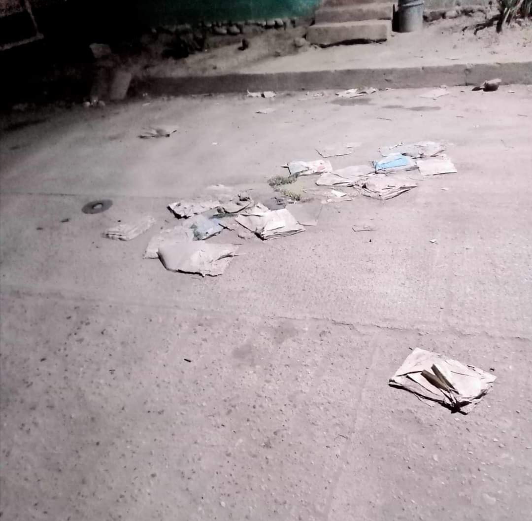 Exigen limpieza de calle en Atoyac