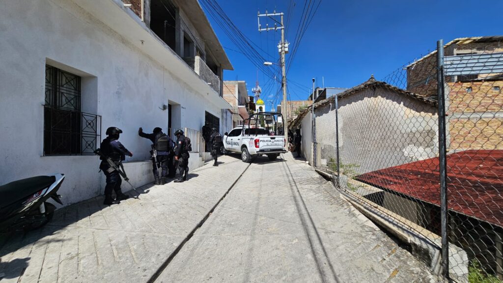 En Tixtla… Ejecutan a balazos a un hombre frente a su casa