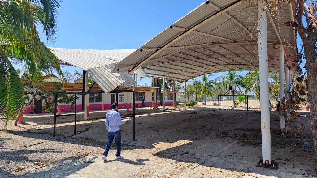 Ya suman 254 escuelas con afectaciones por “Otis”: SEG