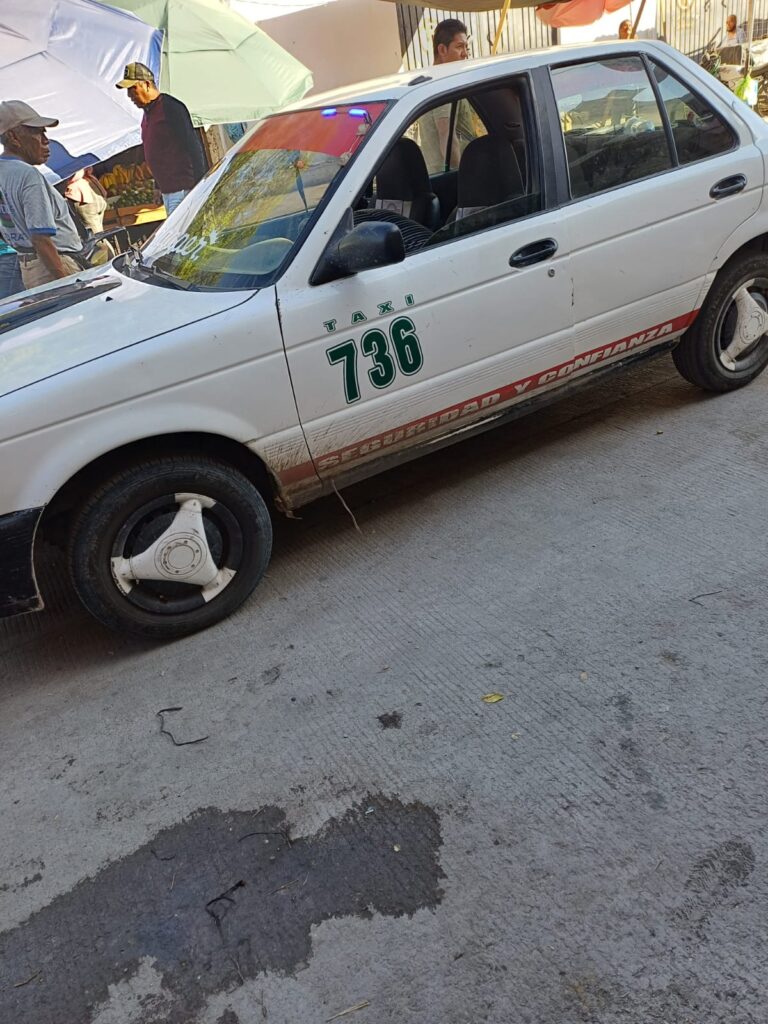 Acribillan a balazos a un taxista en el pleno centro de Iguala