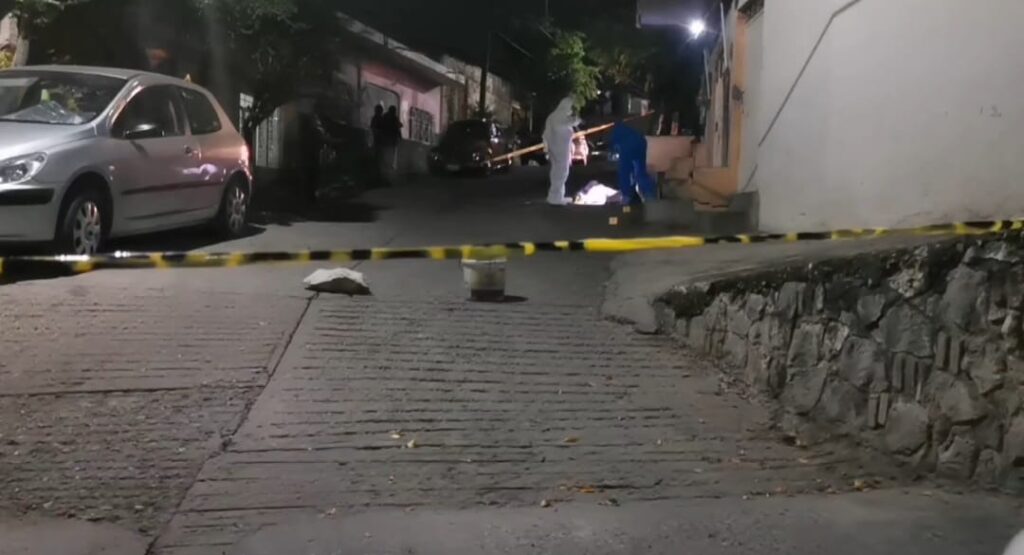 Ejecutan de 8 balazos a “El Abogado”,en la colonia 24 de Febrero de Iguala