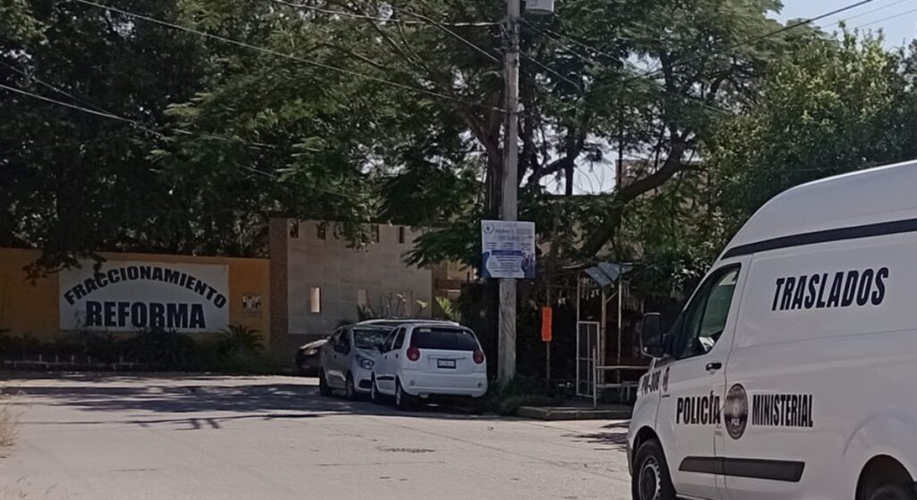 Hallan cuerpo de una joven colgado en su casa, en Iguala