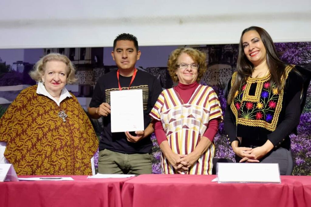 Artesanas y artesanos guerrerenses ganan un galardón y 6 premios en la XXVII Edición del Concurso Nacional de Nacimientos