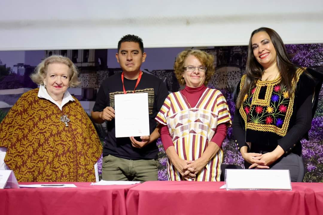 Artesanas y artesanos guerrerenses ganan un galardón y 6 premios en la XXVII Edición del Concurso Nacional de Nacimientos