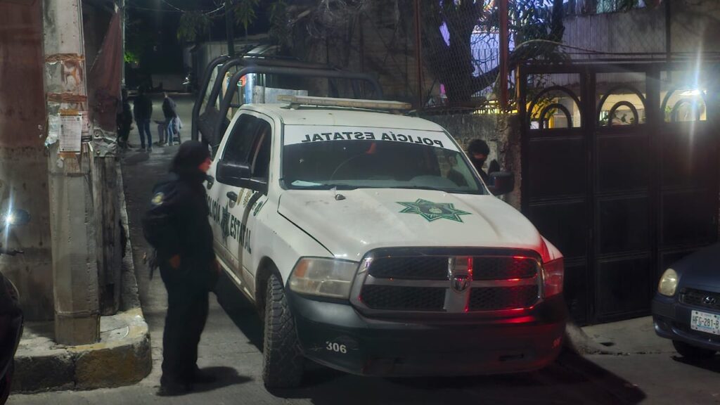 En Chilpancingo… Descubren cuerpo de una mujer que estaba enterrado en el patio de una casa