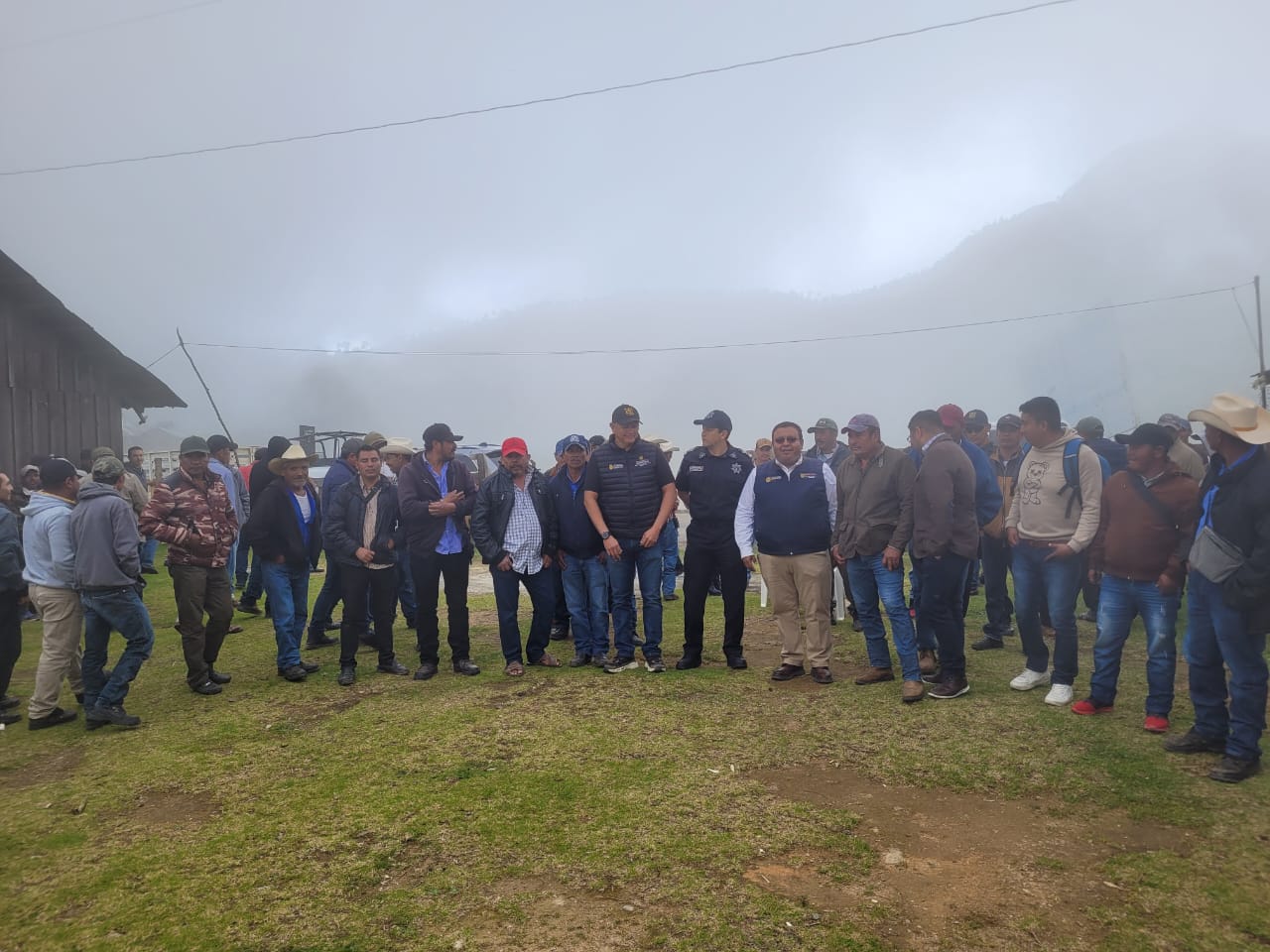 Reafirma el gobierno de Guerrero su compromiso de atención y diálogo con los pueblos de la sierra
