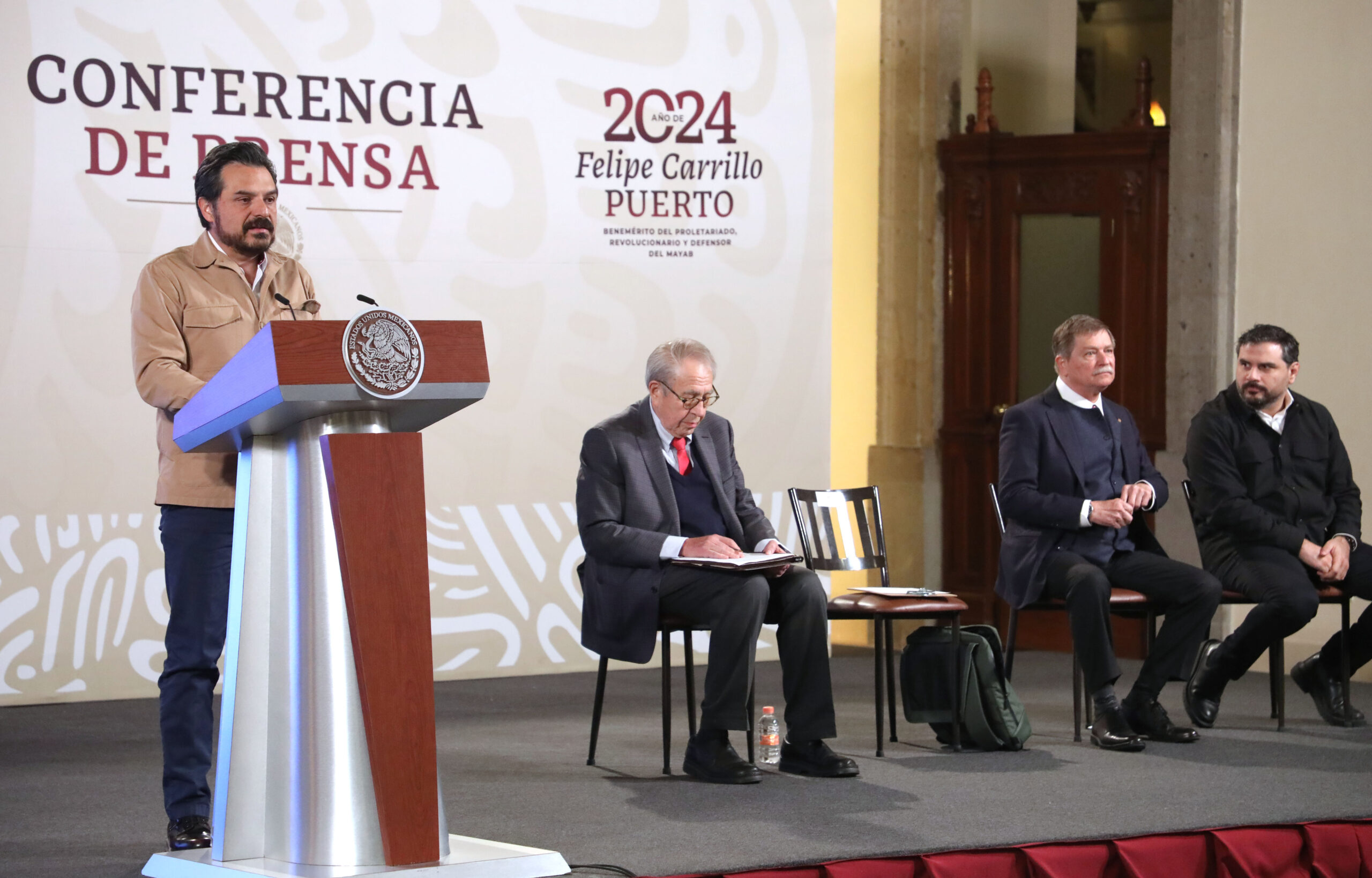 IMSS-Bienestar y Birmex ordenan compra y distribución de medicamentos; se erradicaron monopolios: Zoé Robledo