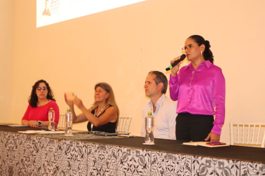 Anuncia el gobierno del estado y Finabien créditos al sector restaurantero de Acapulco y Coyuca de Benítez