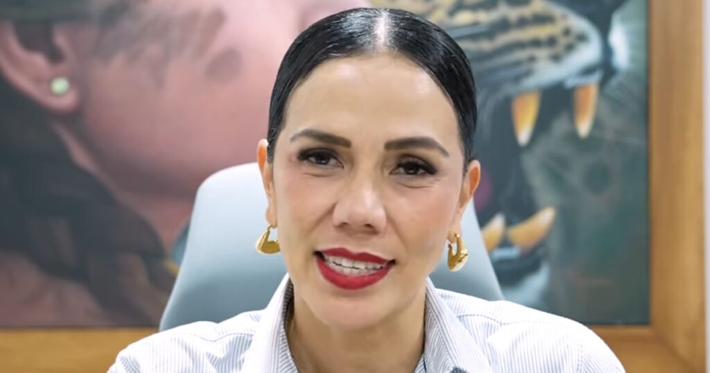 Lo mejor está por venir afirma Liz Tapia, durante mensaje de renuncia al DIF Zihuatanejo