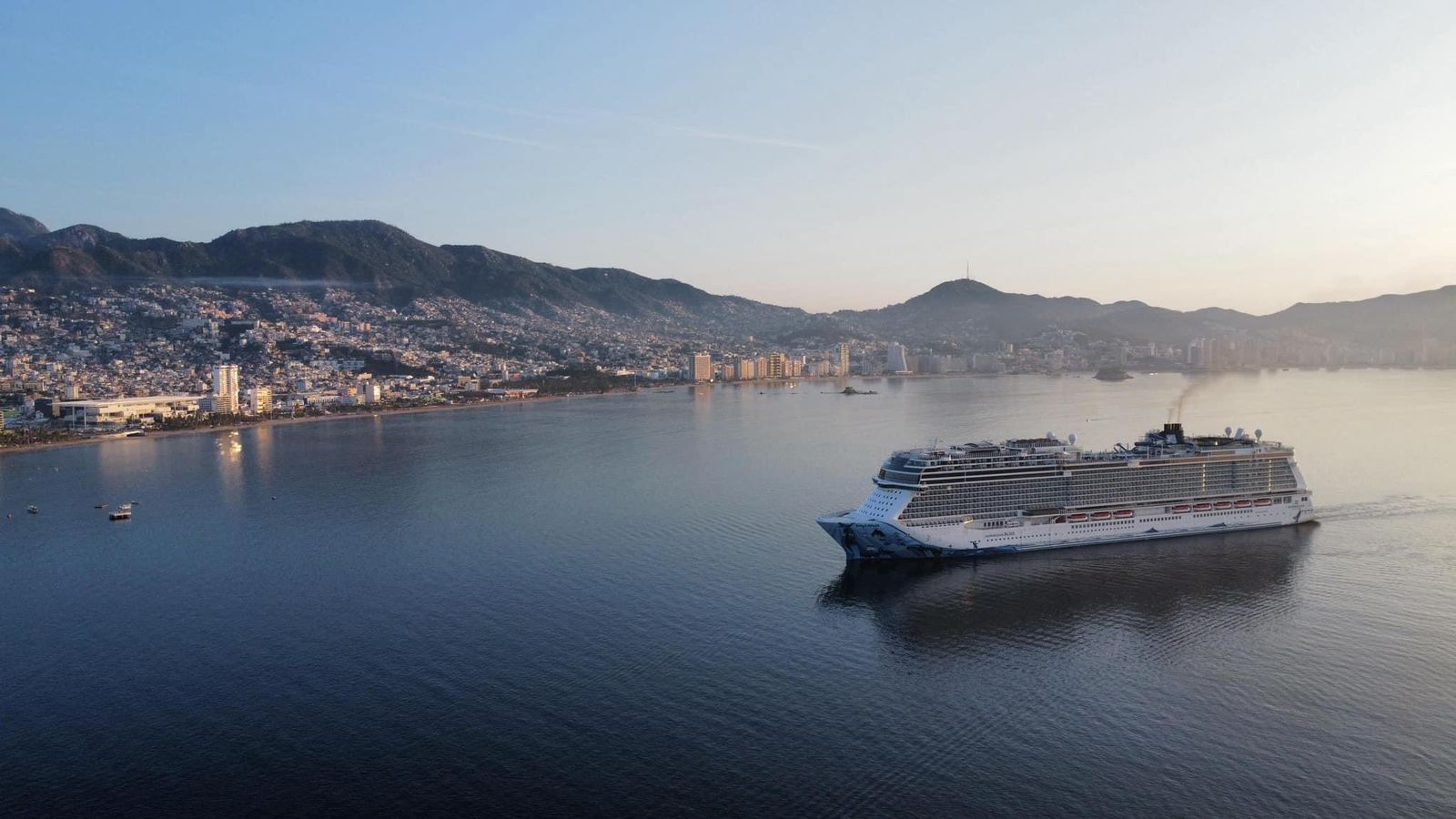 Cancelación de 10 Cruceros golpea temporada Turística en Acapulco