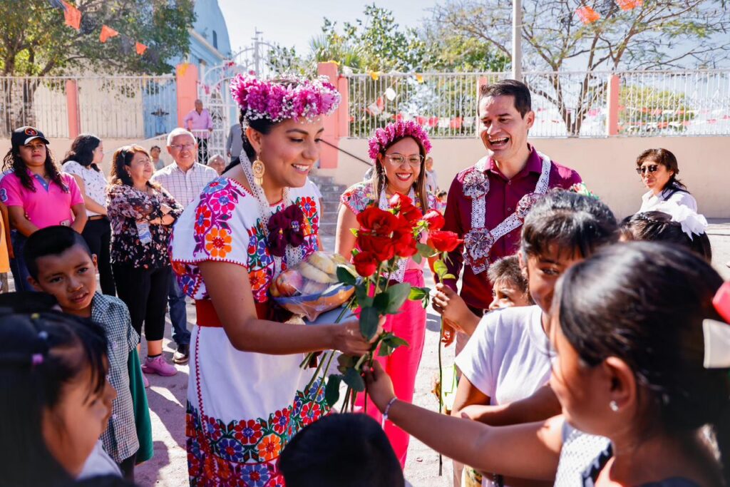 Llega “la Gira del Juguete 2024” a la comunidad de Tuliman en el municipio de Huitzuco