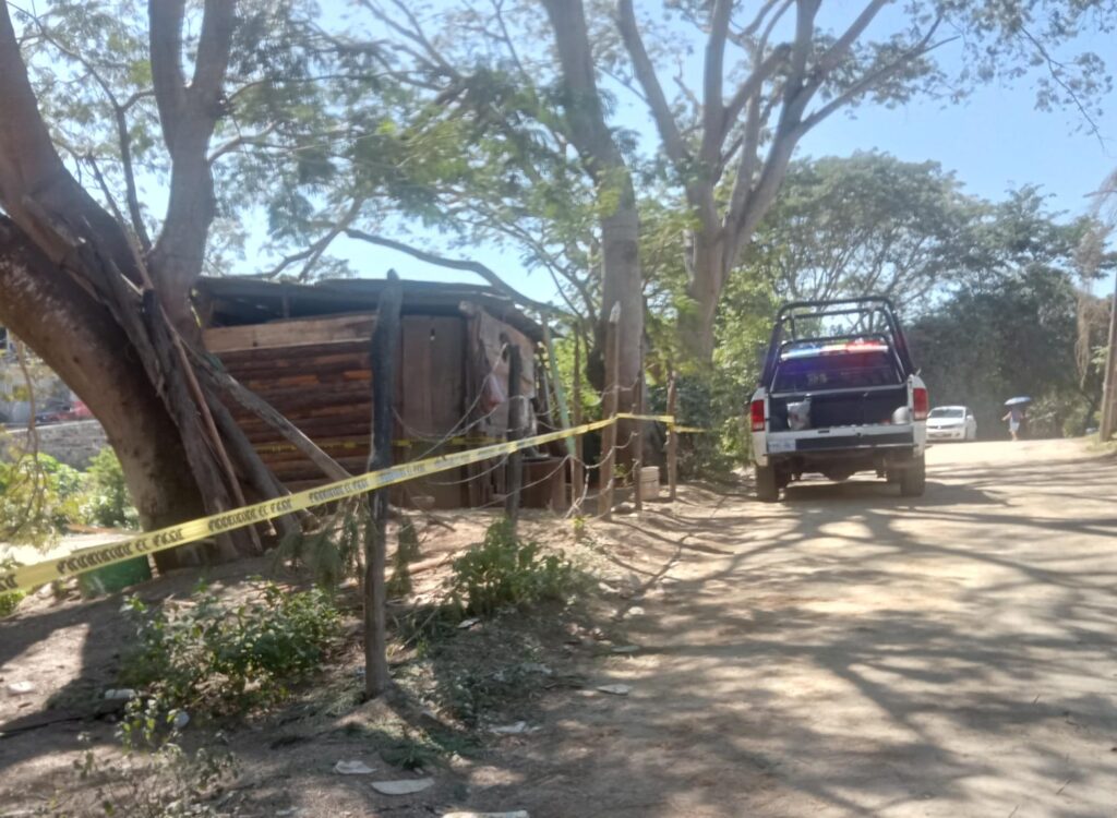 En su casa, lo mata un amigo de parranda en la colonia La Joya en Zihuatanejo