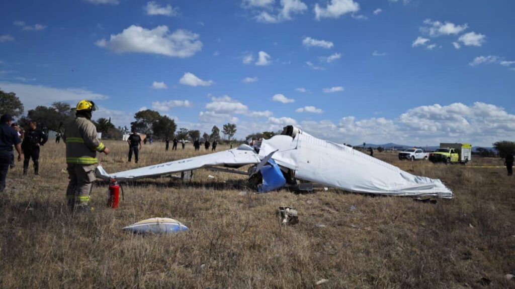 Se desploma aeronave de escuela de aviación en Aguascalientes