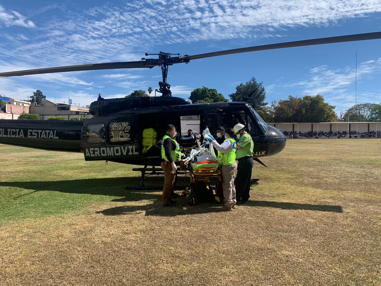 Realiza la SSG y el CRUM traslado aéreo a paciente a la CDMX para recibir atención especializada