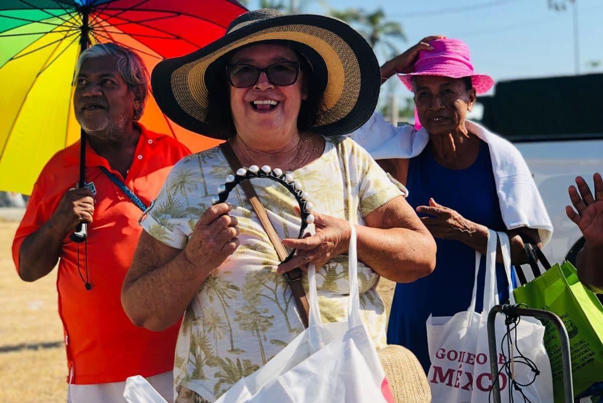 El Tianguis del Bienestar continúa llevando esperanza a Acapulco y Coyuca de Benítez: Evelyn Salgado