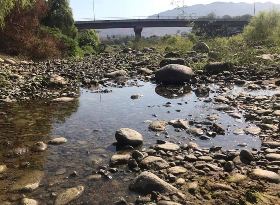 Preocupan bajos niveles del río Atoyac