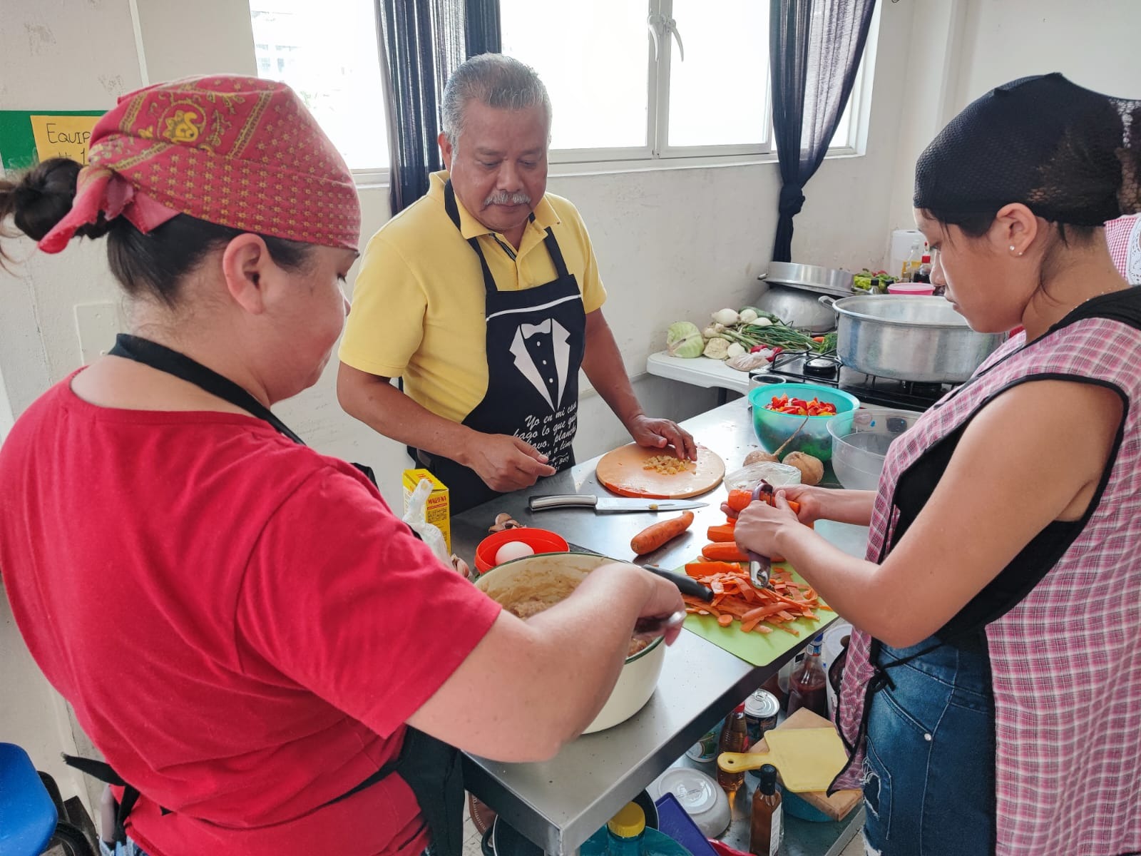 El ICATEGRO concluyó 10 cursos de capacitación en la unidad Chilpancingo