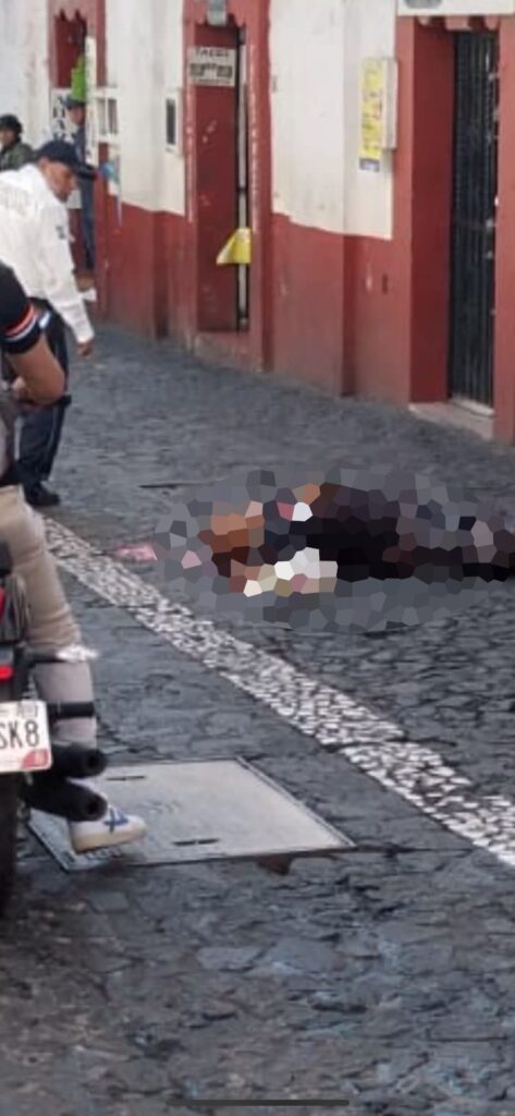 Un hombre fue ejecutado de 6 balazos en el centro de Taxco