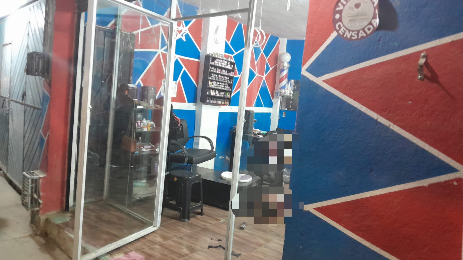 En Acapulco… Ejecutan a una mujer y dos hombres en una barbería, en Ciudad Renacimiento