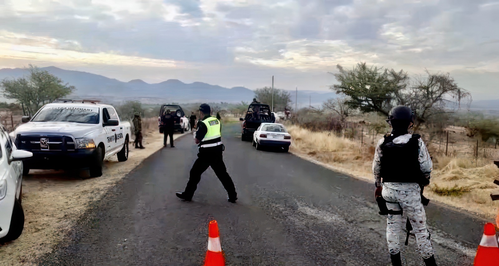 Hallan ejecutados a balazos a dos jóvenes en Tepecoacuilco