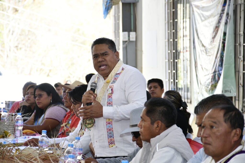 La SEDEPIA conmemoró el Día Internacional de la Lengua Materna, en Metlatonoc