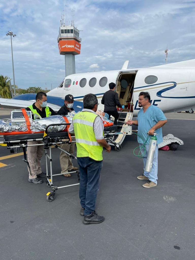 Realiza la SSG traslado aéreo de paciente con quemaduras de Zihuatanejo a Ciudad de México