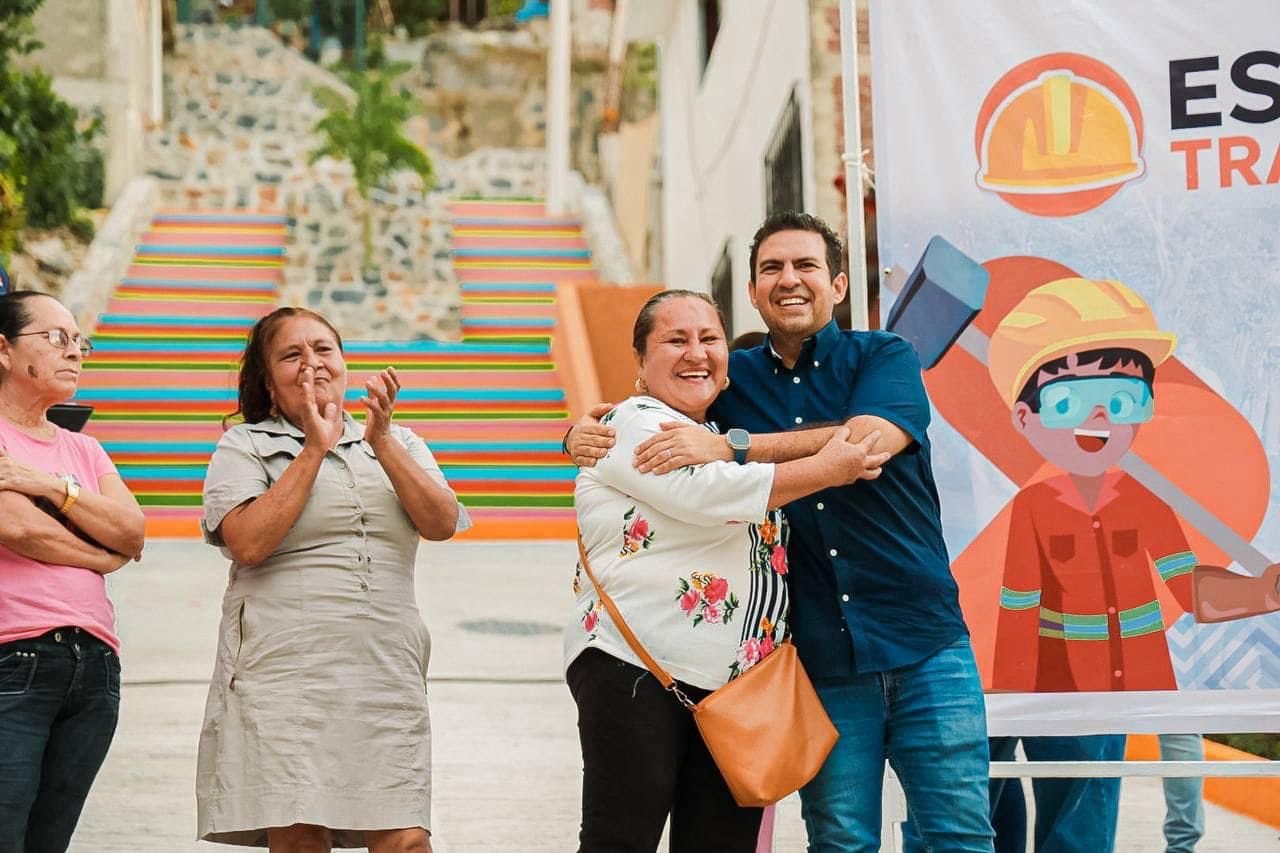 Presidente Jorge Sánchez Allec inaugura andador de la Peña en la colonia 12 de Marzo