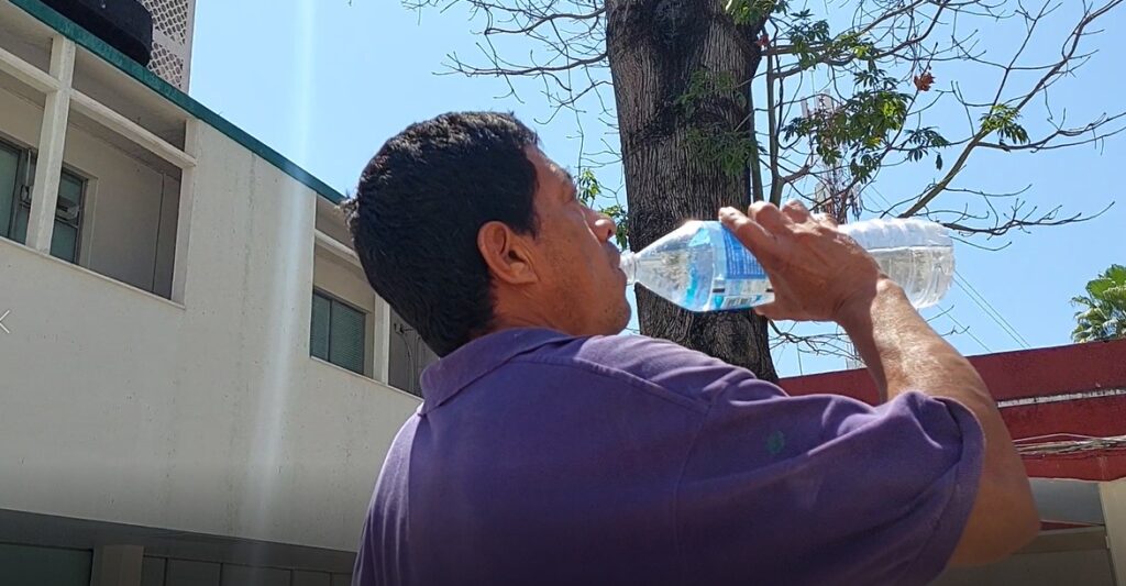 Recomienda IMSS mantenerse alertas por constantes cambios de temperatura