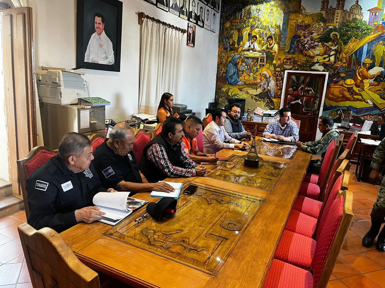 Transporte público en Taxco se reactiva de manera gradual y segura