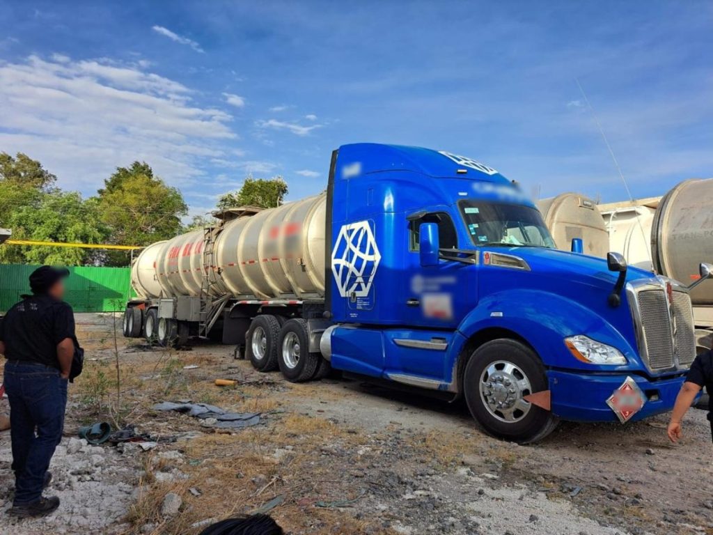 Aseguran bodega de camiones robados en Tlaxcala