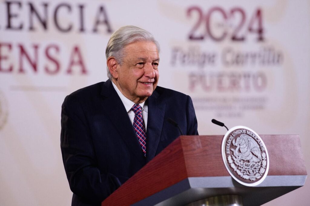 Sostiene López Obrador… Los padres de los 43 y la investigación son manipulados por sus asesores