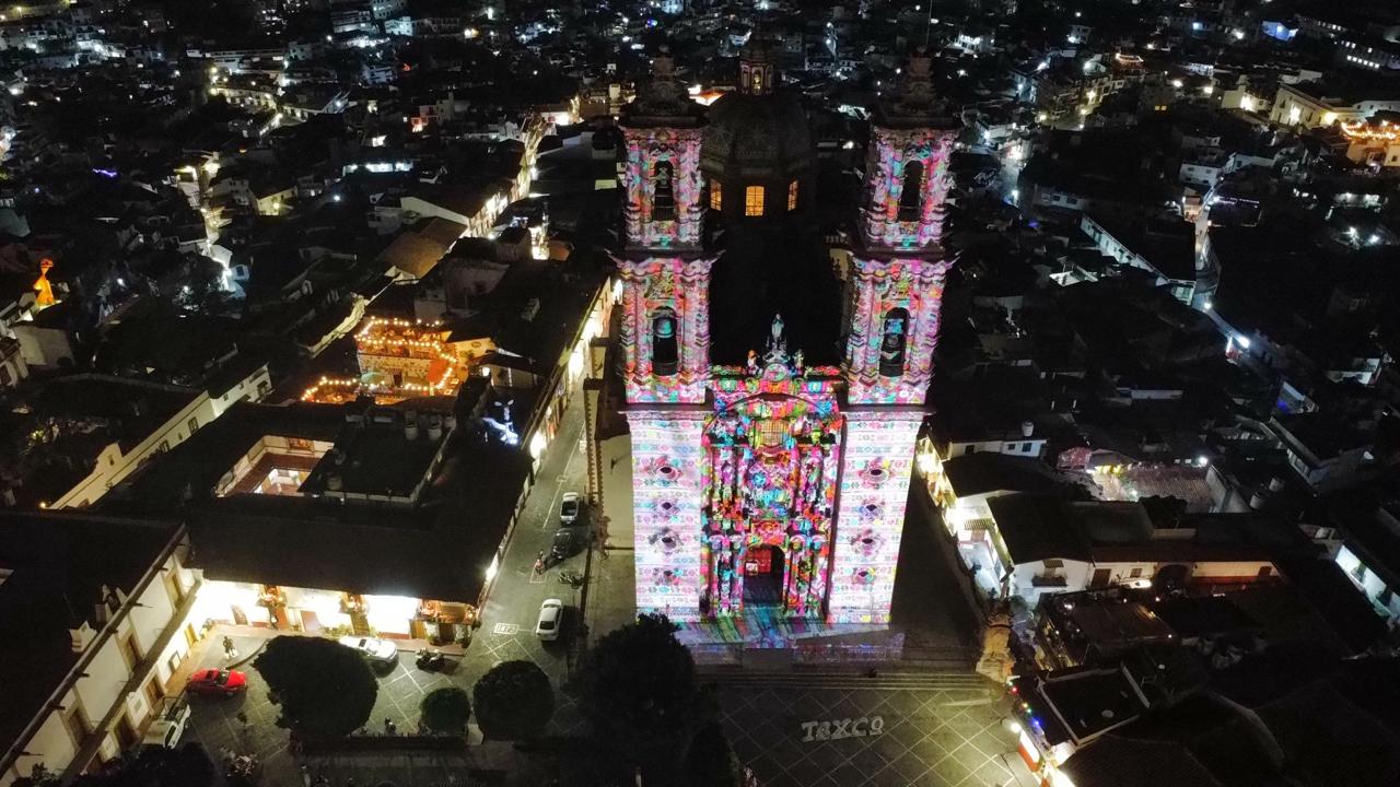 ¡Disfruta del video mapping en Taxco de Alarcón!