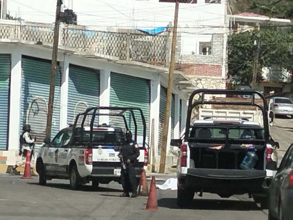Hombre ejecutado a balazos en Cumbres de Figueroa, en Acapulco