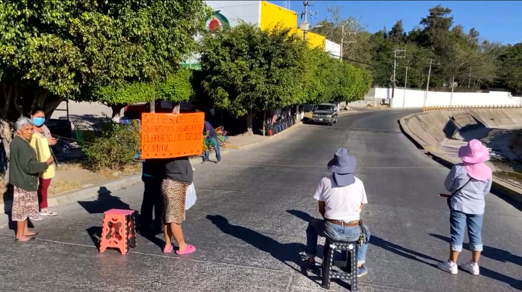 En Chilpancingo… Ha fallado Norma Otilia Hernández, acusan vecinos de la Universal