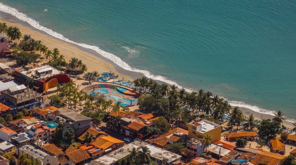 Ixtapa Zihuatanejo con playas aptas para uso recreativo