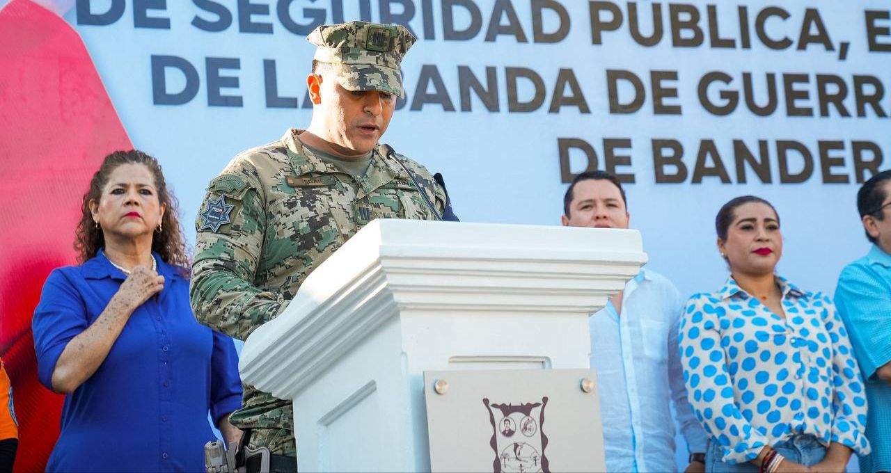 Policías de Zihuatanejo refrendan compromiso de servicio a la comunidad de Zihuatanejo