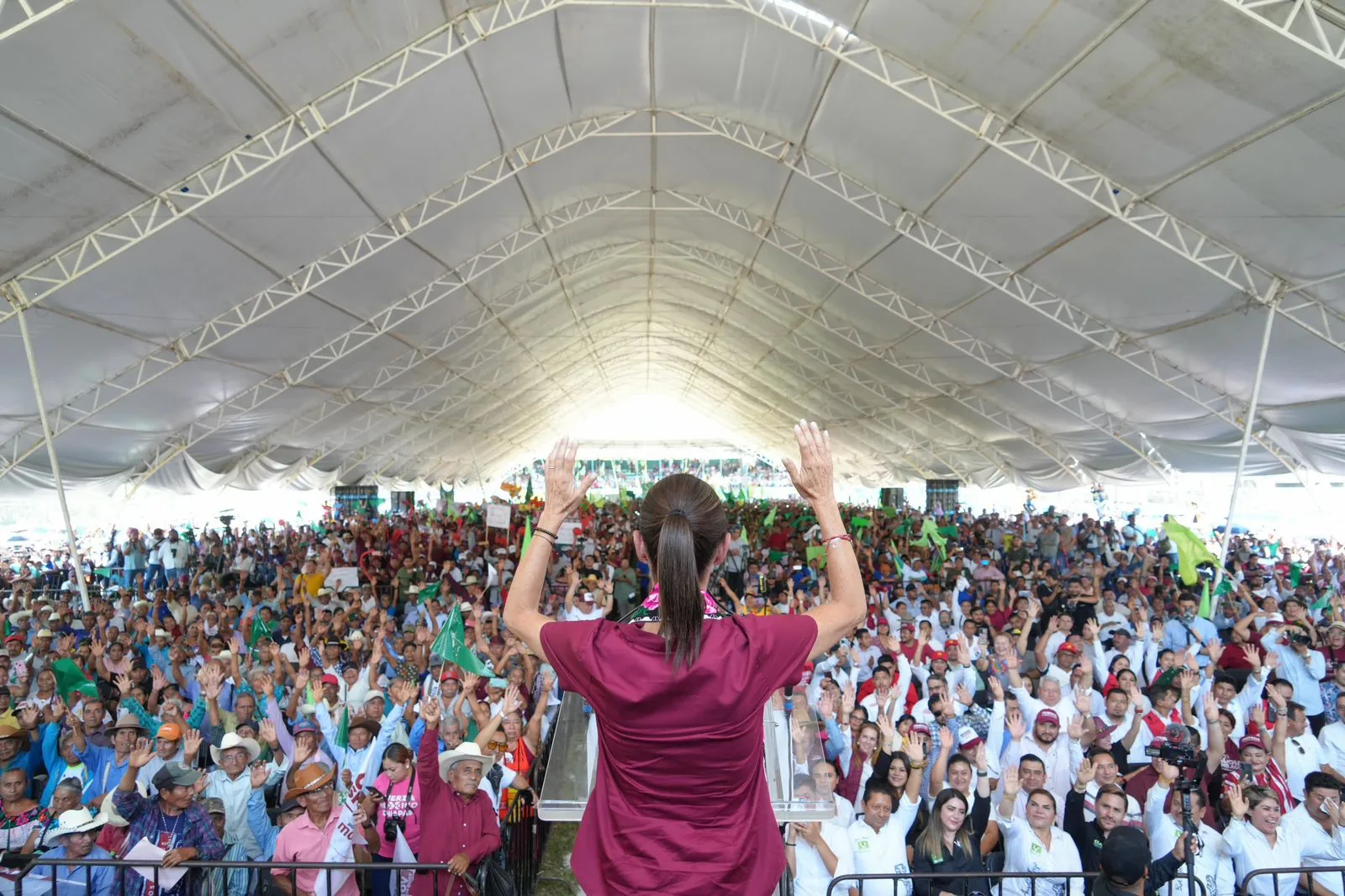 Si queremos que sigan los programas sociales y que le vaya todavía mejor a Chiapas, hay que votar por los partidos de la 4t: Claudia Sheinbaum desde Tila