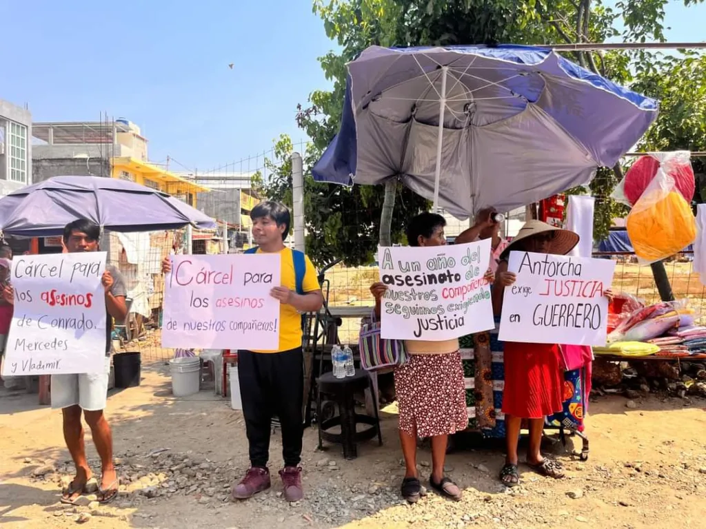 Protestan en Coyuca; exigen esclarecer doble homicidio