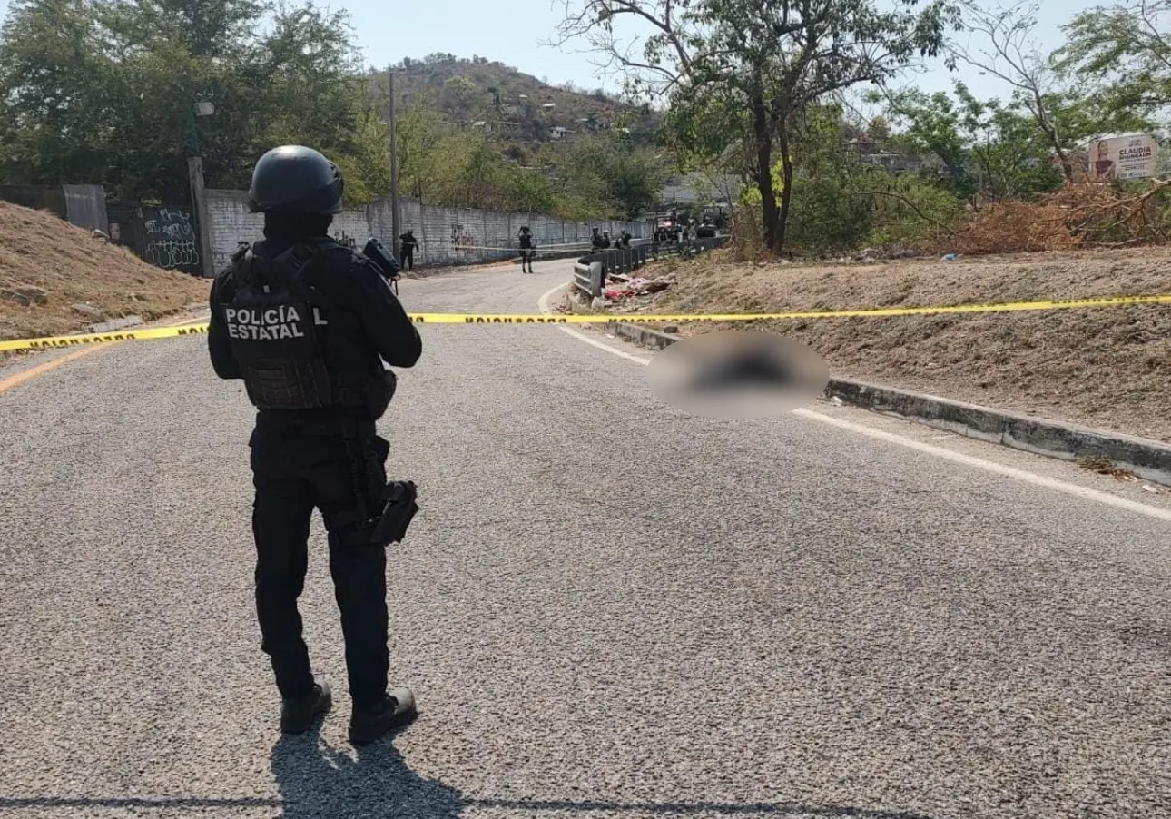 En Acapulco… Hallan cadáver putrefacto envuelto en bolsas negras