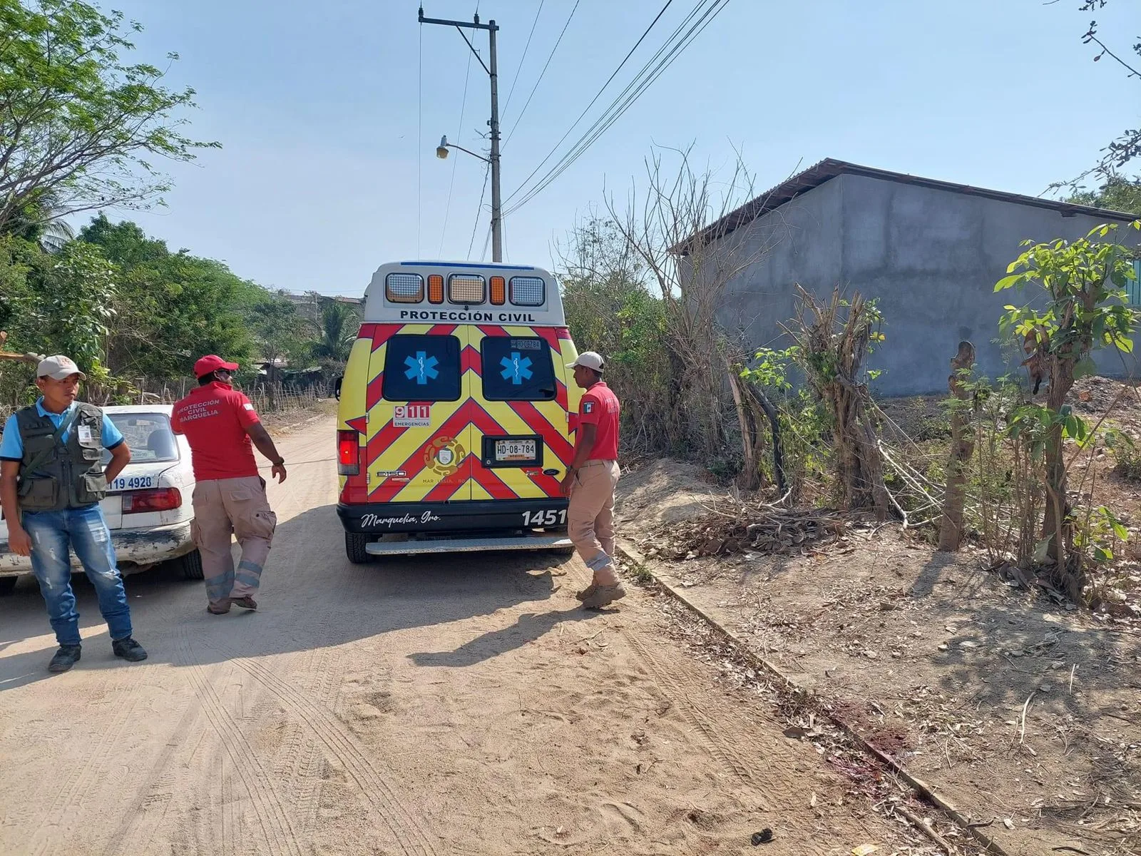 Asesinan a balazos a policía municipal, en Marquelia