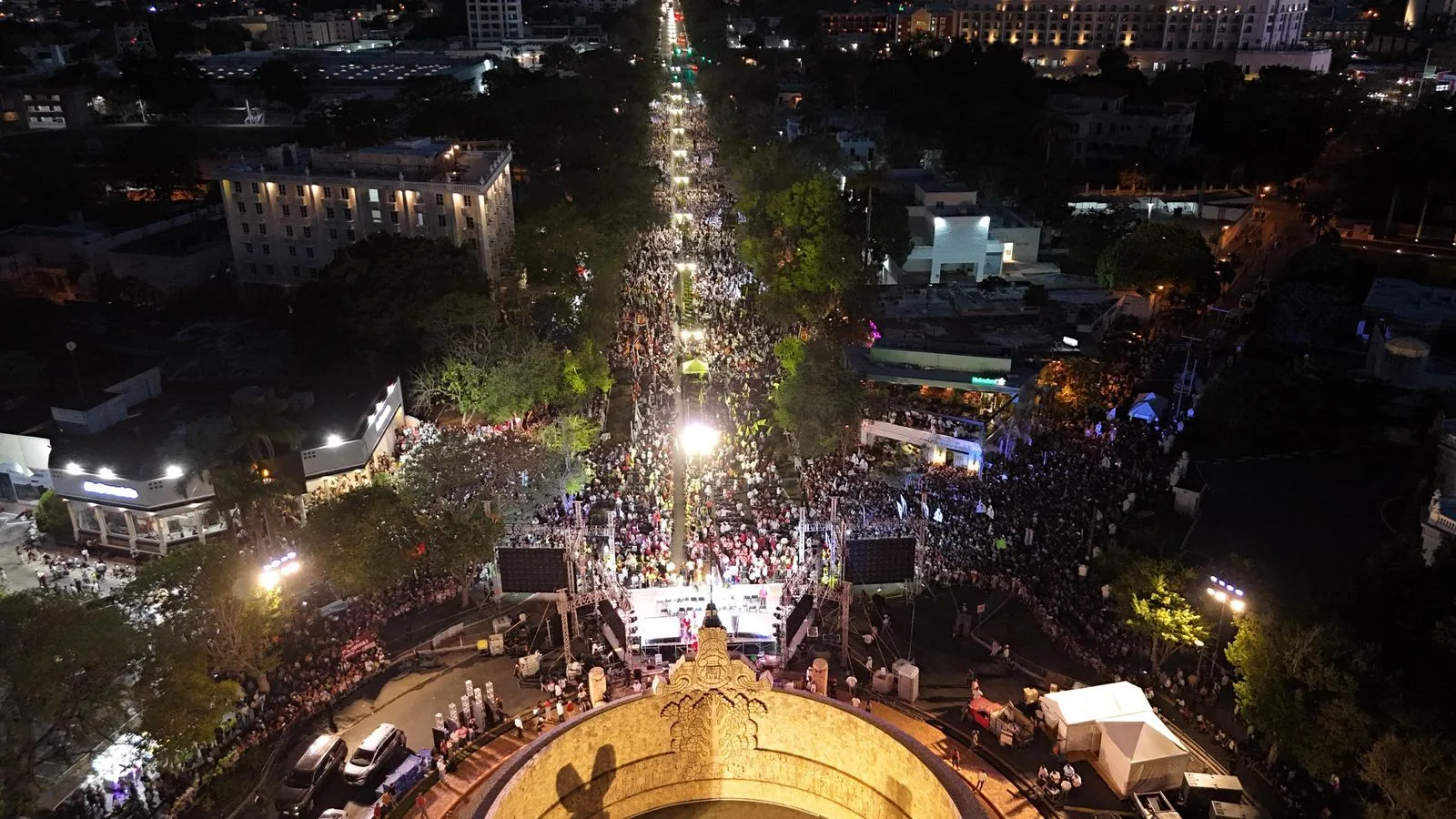 Junto a más de 300 mil mexicanos y mexicanas, claudia sheinbaum sigue fortaleciendo la 4t a una semana de las elecciones del 2 de junio 