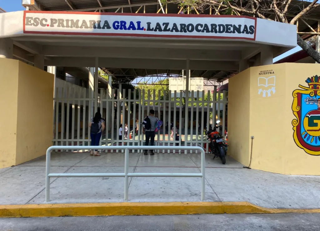 En Chilpancingo… Director ordena sacar de la escuela a un menor, durante festejo del Día del Niño