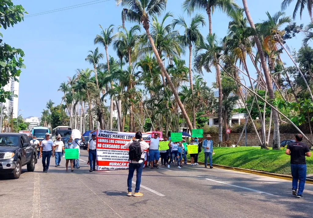 En Acapulco… No censados demandan apoyos para reparar sus viviendas