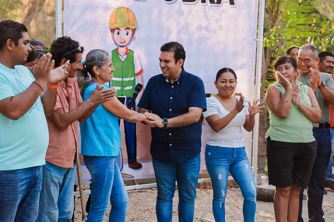 Nuevo andador para la colonia La Joya mejora la movilidad de sus habitantes