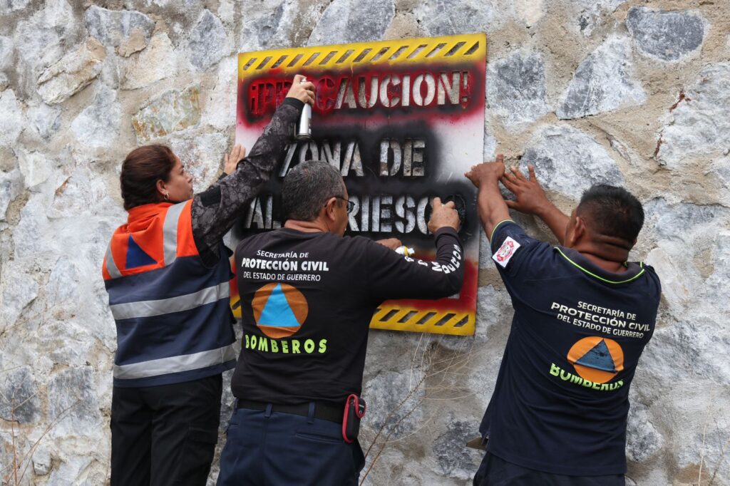 SGIRPCGRO intensifica caravana de la prevención en zonas de alto riesgo de Acapulco