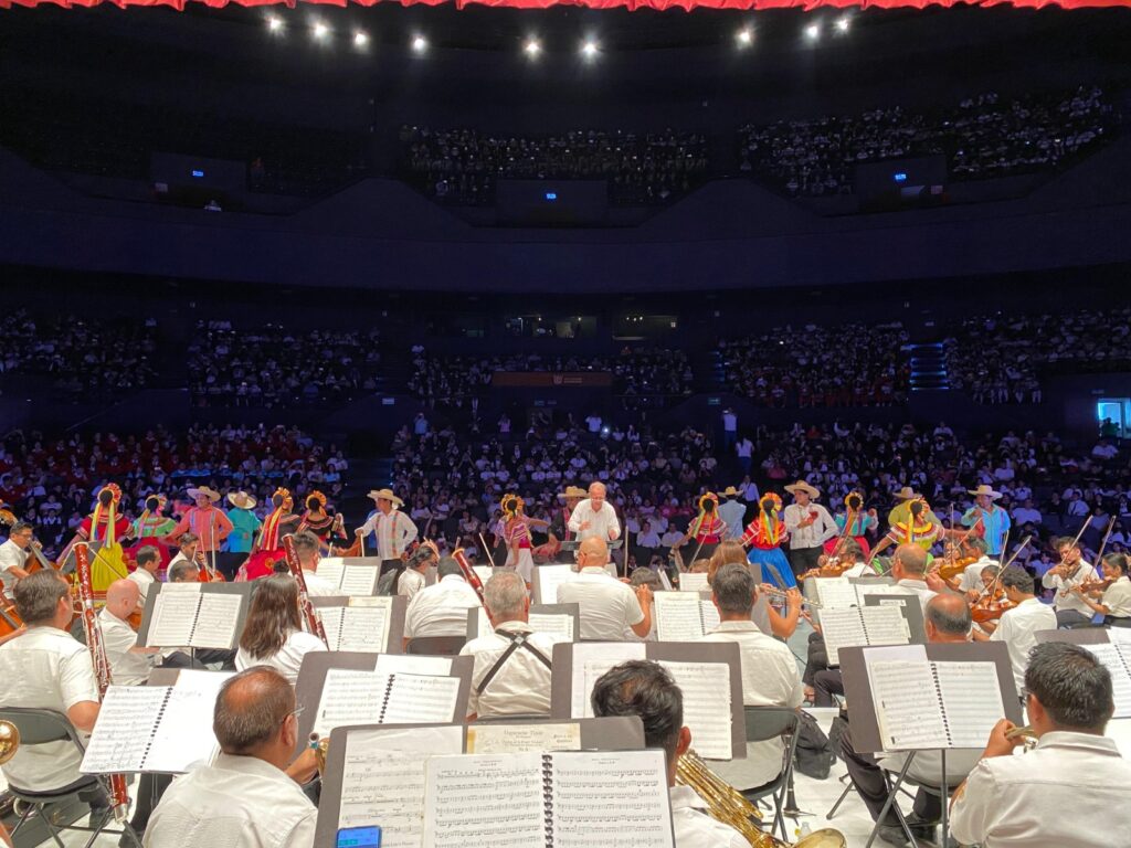 Más de mil 700 estudiantes disfrutan concierto didáctico de la Orquesta Filarmónica en Chilpancingo