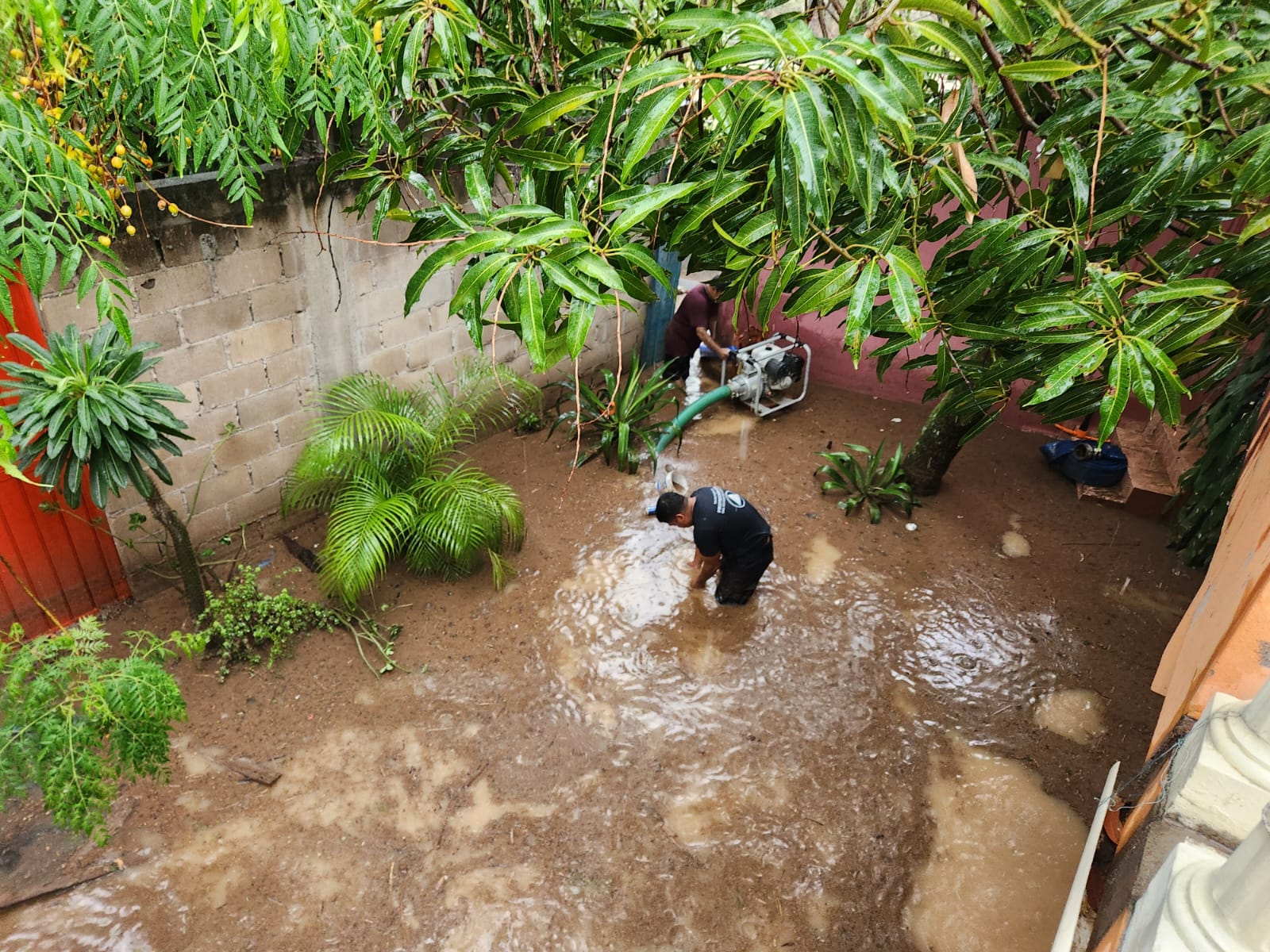 SGIRPCGRO atiende afectaciones por lluvias en Tlapa y Juan R. Escudero